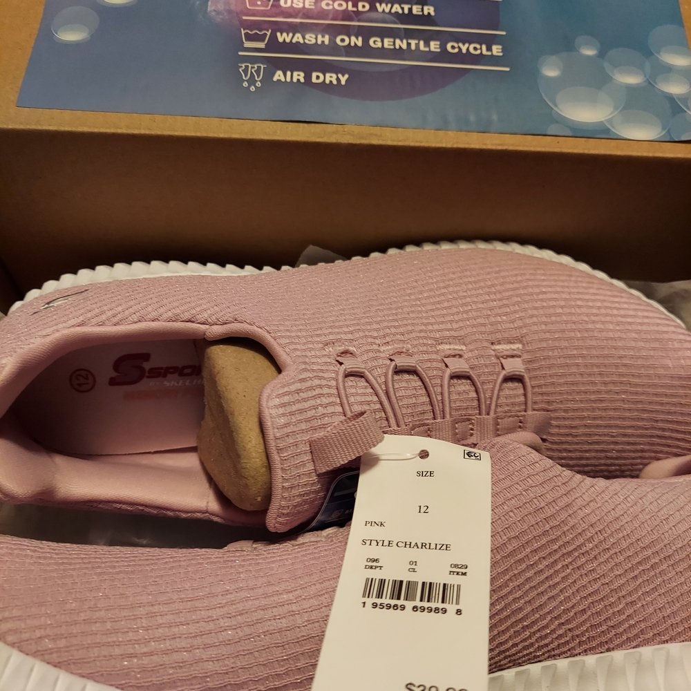 Skechers Pink Athletic Shoes